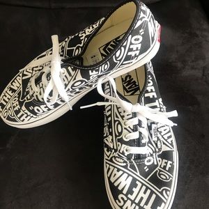 NWOT Vans low top 6M 7.5W